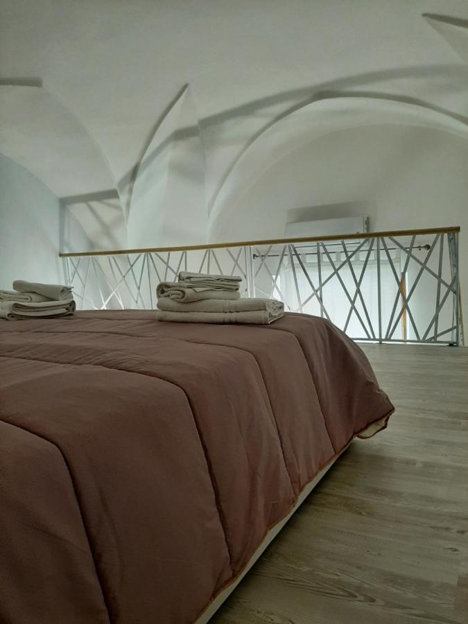 Bed Casa Vacanza Via Gallipoli - Corte Bari Brindisi Exteriör bild