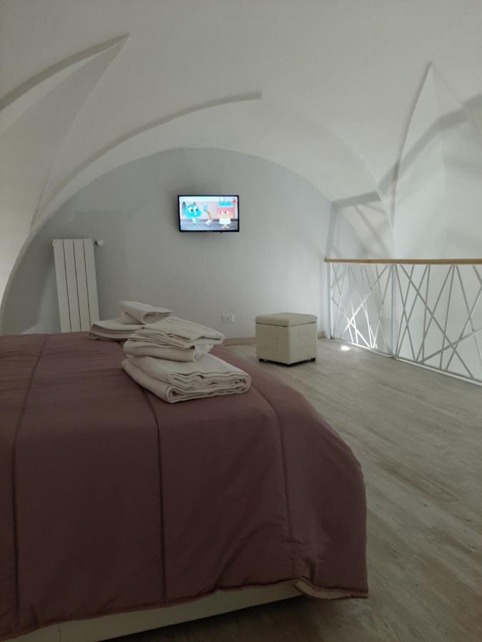 Bed Casa Vacanza Via Gallipoli - Corte Bari Brindisi Exteriör bild