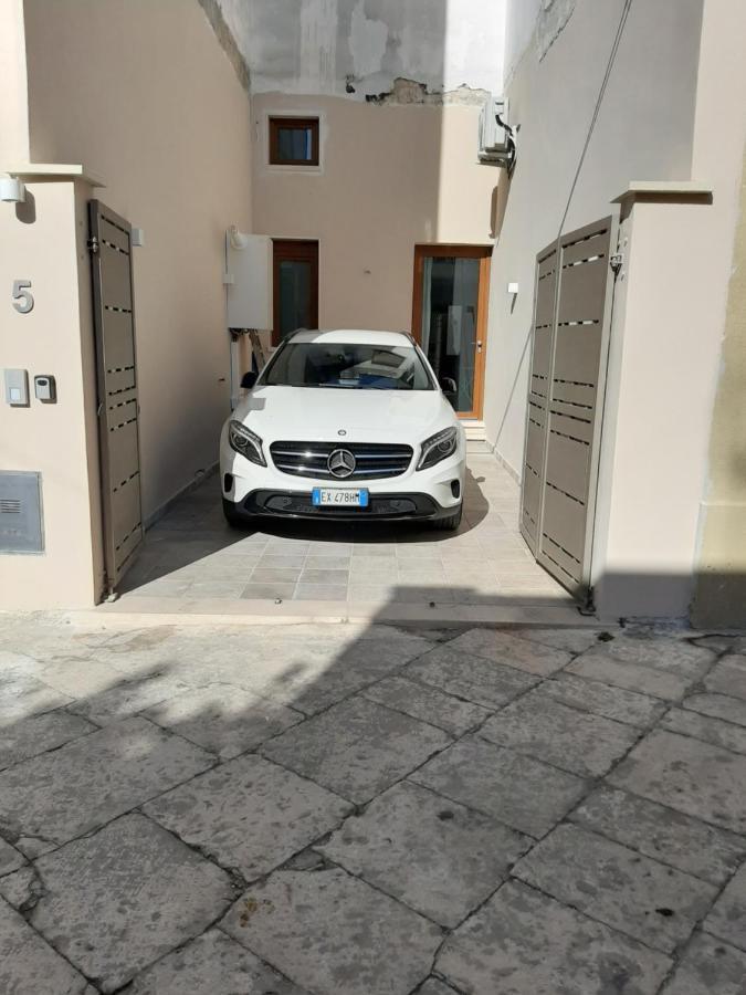 Bed Casa Vacanza Via Gallipoli - Corte Bari Brindisi Exteriör bild