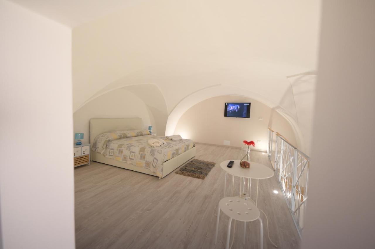 Bed Casa Vacanza Via Gallipoli - Corte Bari Brindisi Exteriör bild