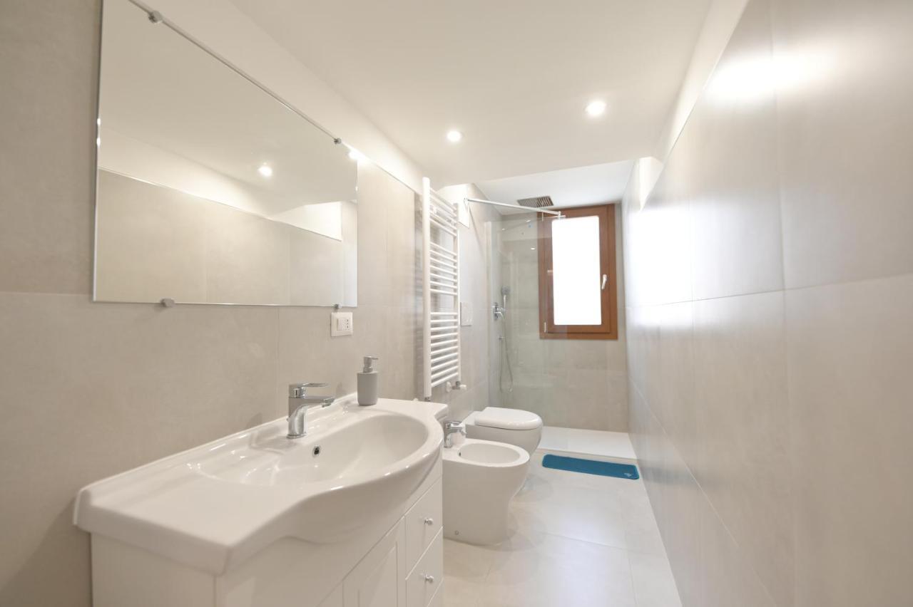 Bed Casa Vacanza Via Gallipoli - Corte Bari Brindisi Exteriör bild